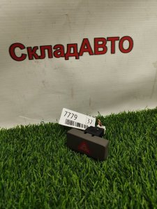 Кнопка аварийной сигнализации Suzuki Alto 2008 HA24S