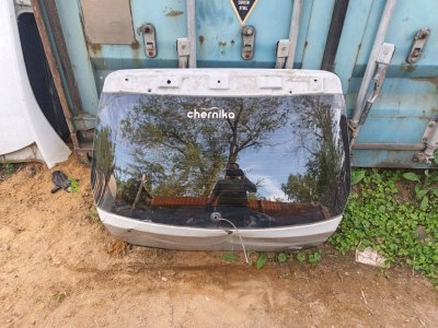 Стекло заднее Chery Very А13 2011