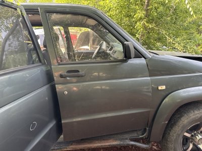 Дверь УАЗ Патриот