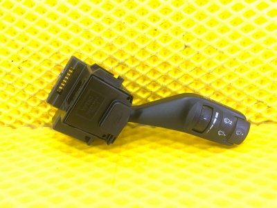 Подрулевой переключатель Ford Focus 2