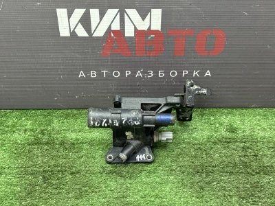 Фланец системы охлаждения Ford Focus 2