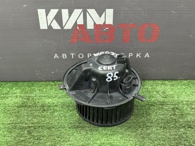 Мотор печки Skoda Octavia A5