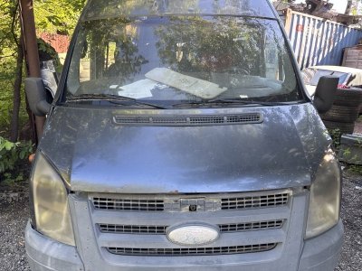 Капот Ford Transit 2010