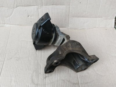 Подушка двигателя Chery Very А13 2011
