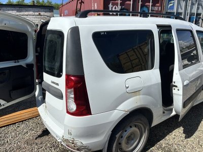 Крыло Lada Largus