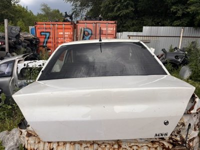 Крышка багажника Mitsubishi Lancer Cedia 2002