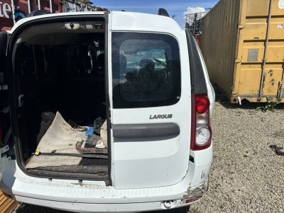 Дверь багажника Lada Largus