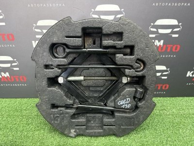 Пенопласт с инструментами Kia Ceed 3 2021 SW