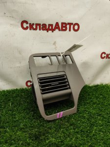 Дефлектор воздуховода NISSAN Cube 2007 BZ11
