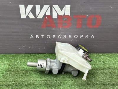 Главный тормозной цилиндр с бочком Peugeot 206