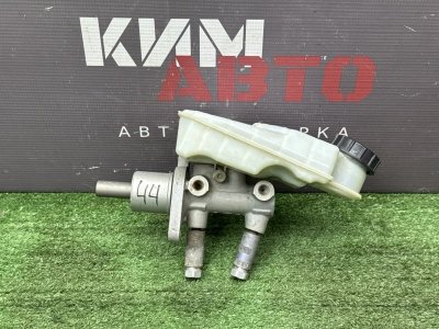 Главный тормозной цилиндр с бочком Ford Focus 2
