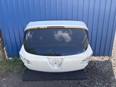 Крышка багажника Opel Astra 2011 J