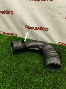 Патрубок воздушного фильтра Honda Civic 2009 FD1