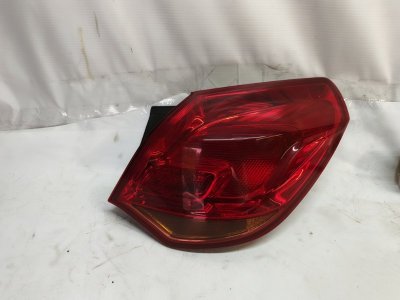 Фонарь Opel Astra 2011 J