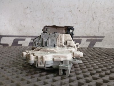 Замок двери Audi S5 2013 8T