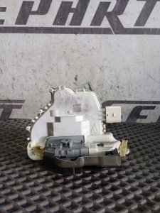Замок двери Audi S5 2013 8T