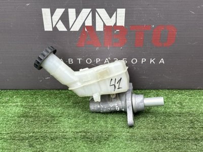 Главный тормозной цилиндр с бочком Mitsubishi Lancer 10