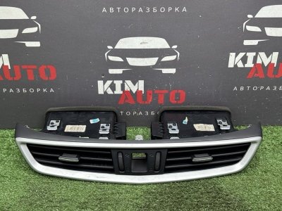 Дефлектор отопителя центральный Nissan QASHQAI 2016 J11