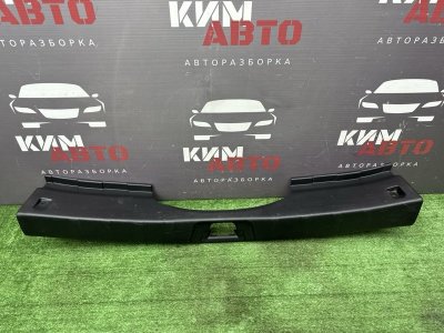 Накладка замка багажника Nissan QASHQAI 2016 J11