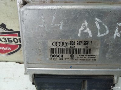 Блок управления двигателем Audi A4 1.8 1999г