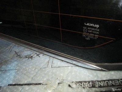 Лексус LX570 стекло форточка левая в крыло