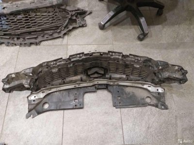 Решётка радиатора Mazda CX5 Мазда сх5 KD4550712