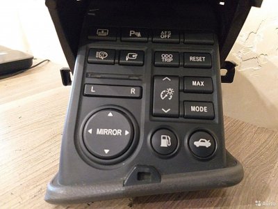 Lexus GS450H блок кнопок