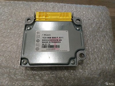 Электронный блок SRS Volkswagen 1C0909605F