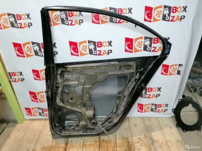 Дверь боковая справа сзади 82100BA030 Nissan Prime