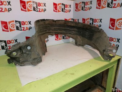 Подкрылок слева спереди 63841AV500 Nissan Primera