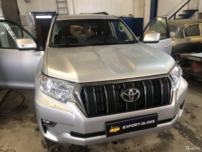 Стекло на Toyota Land Cruiser Prado 150