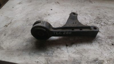 5239160050 опора переднего редуктора Toyota lс200