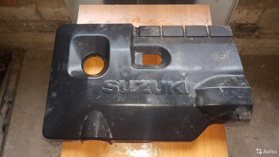 1317065J00 Крышка двигателя Suzuki Grand Vitara